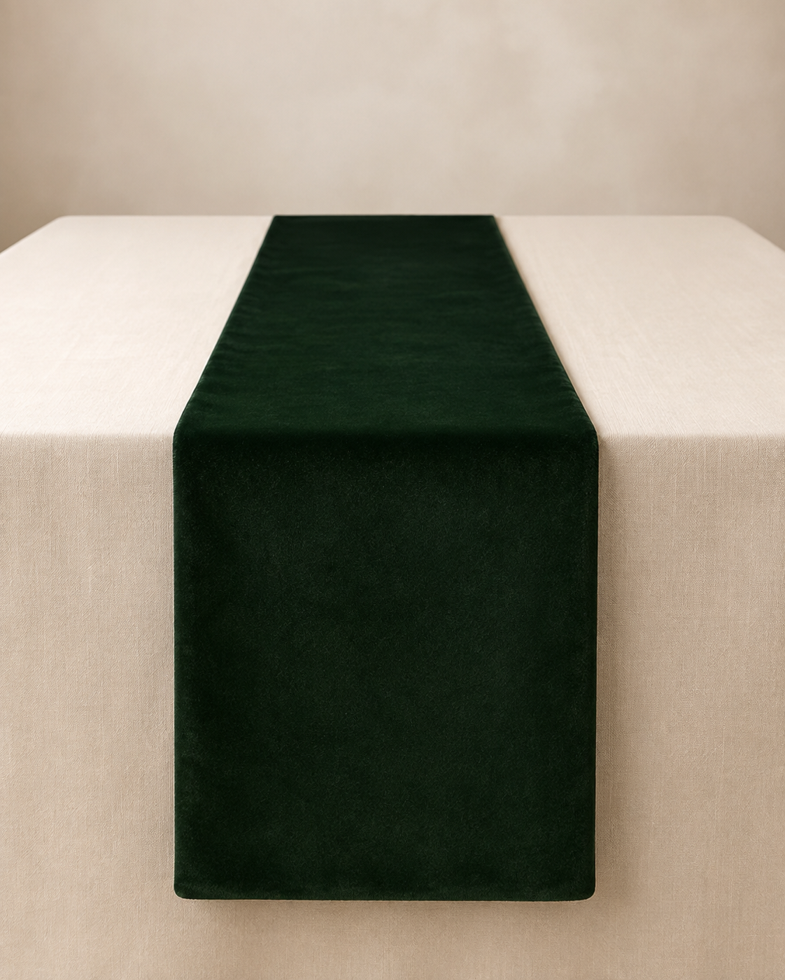 Manor Velvet in Hunter